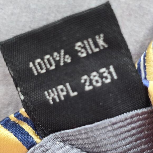 Lord & Taylor Metropolitan Yellow Stripe Executive 100% Silk Men's Neck Tie - Picture 5 of 6